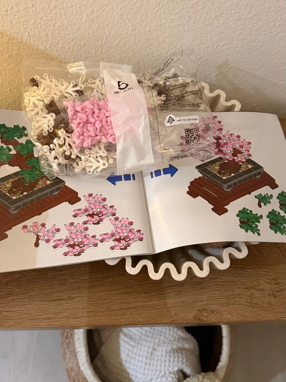 Lego Botanical Collection Bonsai Tree - Green, Brown, Black